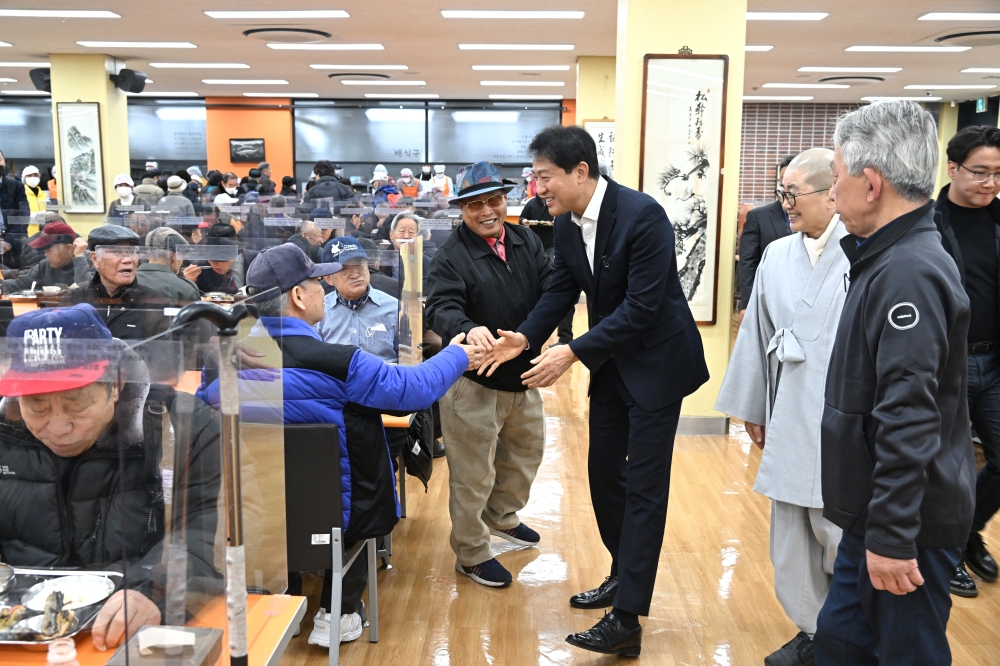 서울노인복지센터 를 방문한 오세훈 서울시장 (4)