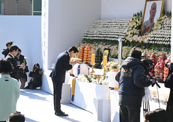 해봉당 자승 대종사 영결식 - 헌화 오세훈 서울시장 (9)